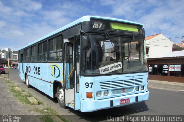 Expresso São José 97 na cidade de Tramandaí, Rio Grande do Sul, Brasil, por Daniel Espindola Dorneles. Número da foto: #5538404.