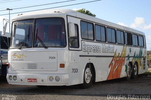 Ônibus Particulares 7001 na cidade de Aracaju, Sergipe, Brasil, por Douglas Paternezi. Número da foto: #5563023.