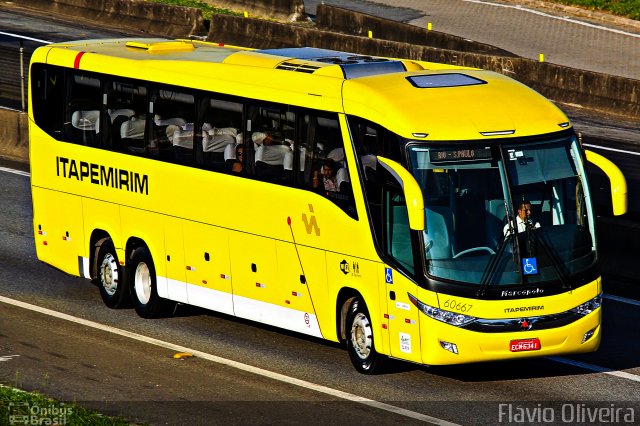 Viação Itapemirim 60667 na cidade de Resende, Rio de Janeiro, Brasil, por Flávio Oliveira. Número da foto: #5566263.