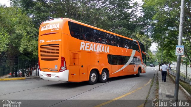 RealMaia Turismo e Cargas 1704 na cidade de São Paulo, São Paulo, Brasil, por Fábio Santos. Número da foto: #5578465.
