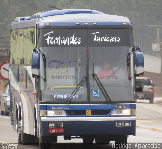 Fernandes Turismo 7000 na cidade de Conselheiro Lafaiete, Minas Gerais, Brasil, por Rodrigo  Aparecido. Número da foto: #5576467.