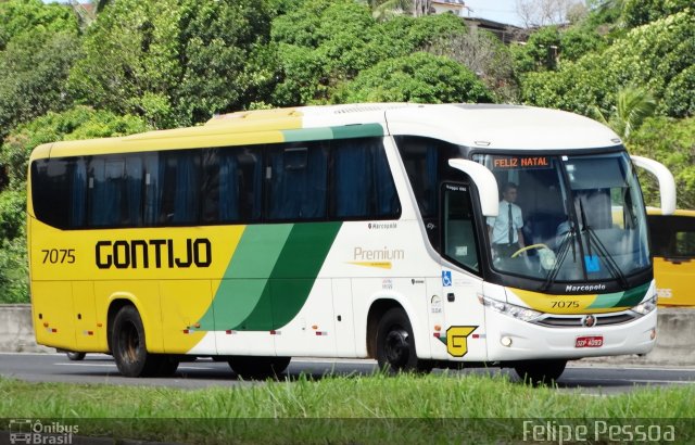 Empresa Gontijo de Transportes 7075 na cidade de Salvador, Bahia, Brasil, por Felipe Pessoa de Albuquerque. ID da foto: 5582755.