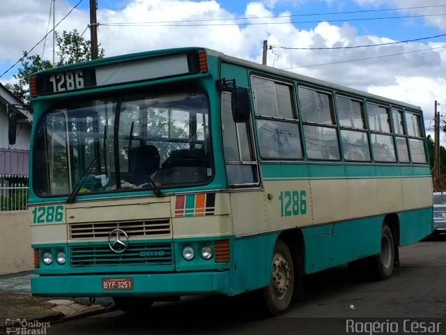 Ônibus Particulares 1286 na cidade de Cambé, Paraná, Brasil, por Rogério César. ID da foto: 5584724.