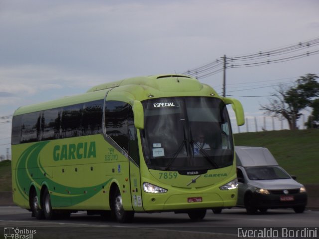 Viação Garcia 7859 na cidade de São José dos Campos, São Paulo, Brasil, por Everaldo Bordini. ID da foto: 5541691.