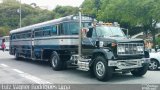 Ônibus Particulares PAPA-FILA na cidade de São Paulo, São Paulo, Brasil, por Luiz Vagner Rodrigues Lima. Número da foto: #5541921.