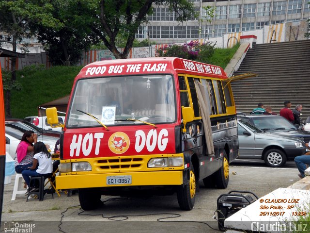 Hot Dog The Flash 8867 na cidade de São Paulo, São Paulo, Brasil, por Claudio Luiz. Número da foto: #5590272.
