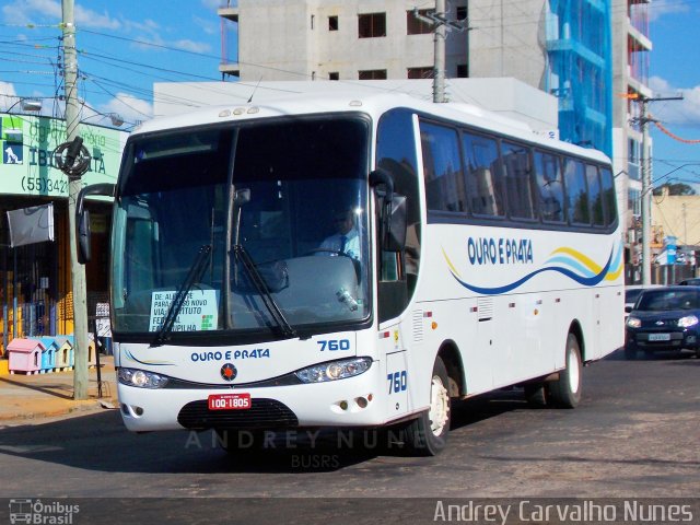 Viação Ouro e Prata 760 na cidade de Alegrete, Rio Grande do Sul, Brasil, por Andrey Carvalho Nunes. Número da foto: #5594572.