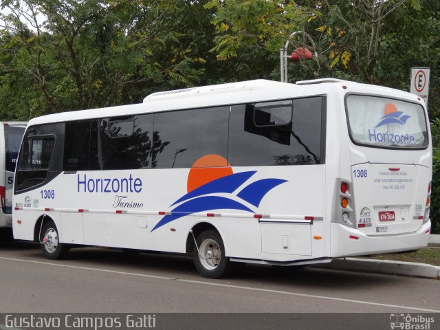 Horizonte Turismo 1308 na cidade de Joinville, Santa Catarina, Brasil, por Gustavo Campos Gatti. ID da foto: 5592135.