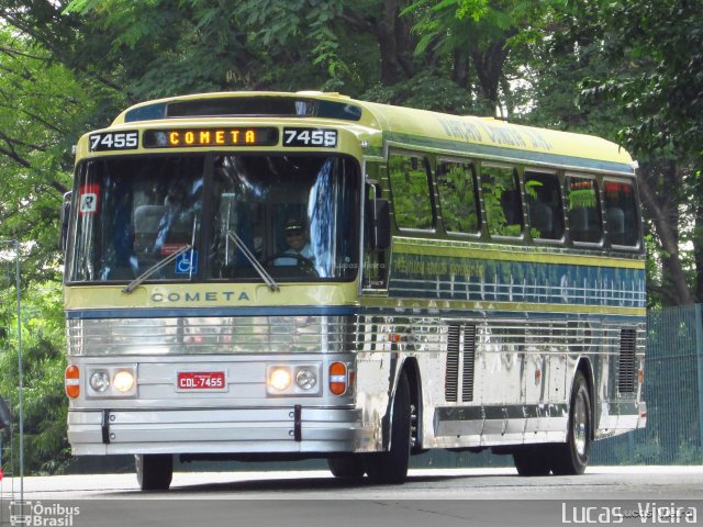 Viação Cometa 7455 na cidade de São Paulo, São Paulo, Brasil, por Lucas Vieira. Número da foto: #5594051.