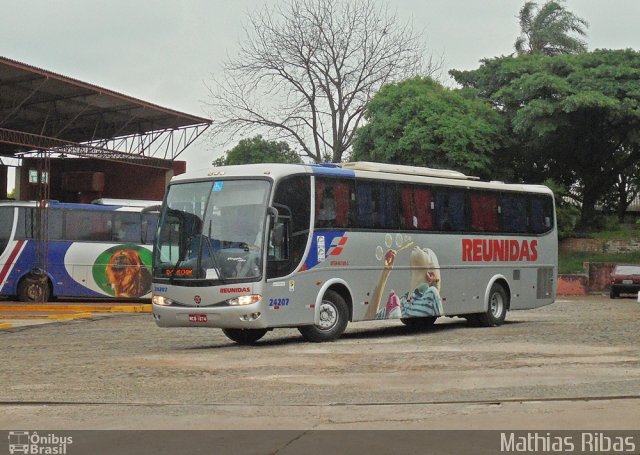 Reunidas Transportes Coletivos 24207 na cidade de São Luiz Gonzaga, Rio Grande do Sul, Brasil, por Mathias Ribas. ID da foto: 5595957.