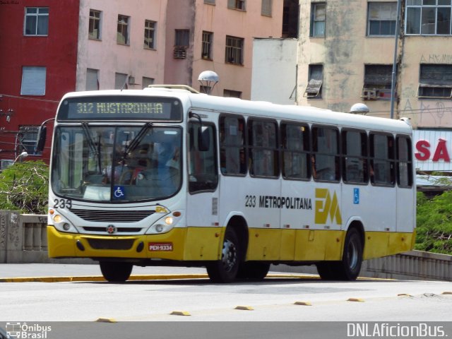 Empresa Metropolitana 233 na cidade de Recife, Pernambuco, Brasil, por Danilo Elisio da Costa. ID da foto: 5598515.