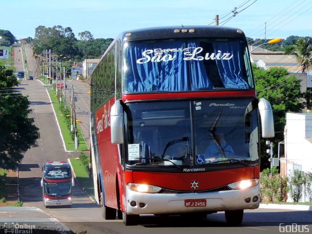 Expresso São Luiz 7010 na cidade de Rio Verde, Goiás, Brasil, por Paulo Roberto Sales do Nascimento. Número da foto: #5602637.