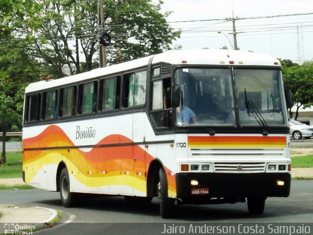 Bonitão Viagem e Turismo 5700 na cidade de Teresina, Piauí, Brasil, por Jairo Anderson Costa Sampaio. ID da foto: 5603684.