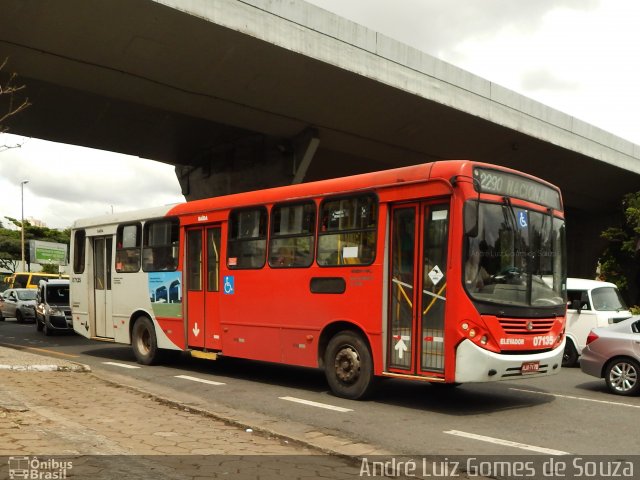 Transimão 07135 na cidade de Belo Horizonte, Minas Gerais, Brasil, por André Luiz Gomes de Souza. Número da foto: #5608051.
