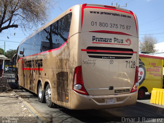 Primera Plus 7128 na cidade de Gustavo A. Madero, Ciudad de México, México, por Omar Ramírez Thor2102. Número da foto: #5609591.
