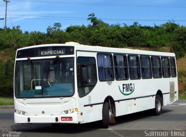 Ônibus Particulares 5012 na cidade de Vila Velha, Espírito Santo, Brasil, por Saimom  Lima. Número da foto: #5609849.