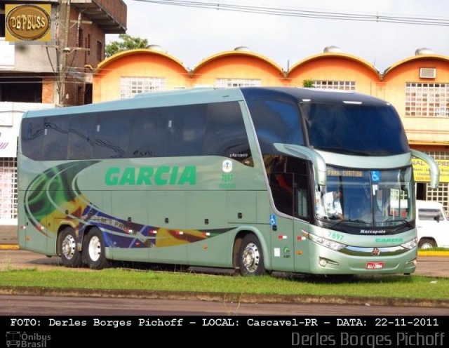 Viação Garcia 7897 na cidade de Cascavel, Paraná, Brasil, por Derles Borges Pichoff. Número da foto: #5613257.