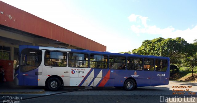 ABC Transportes Coletivos  Vale do Paraíba 20.004 na cidade de Caçapava, São Paulo, Brasil, por Claudio Luiz. Número da foto: #5614684.