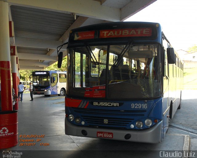Empresa de Ônibus Pássaro Marron 92916 na cidade de Caçapava, São Paulo, Brasil, por Claudio Luiz. Número da foto: #5614657.