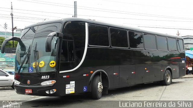 Ônibus Particulares 8823 na cidade de São Paulo, São Paulo, Brasil, por Luciano Ferreira da Silva. ID da foto: 5615050.