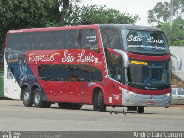 Expresso São Luiz 7700 na cidade de Goiânia, Goiás, Brasil, por André Luiz Canon. Número da foto: #5616382.