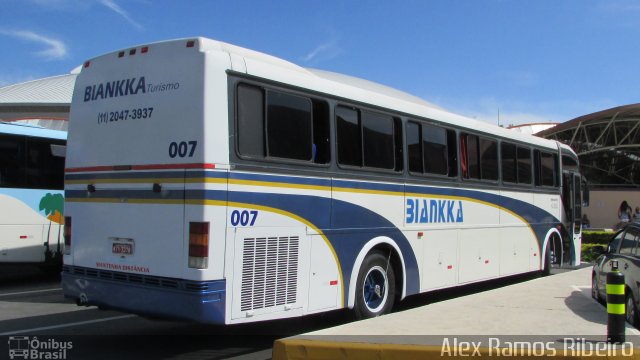 Biankka Transportadora Turística 007 na cidade de Aparecida, São Paulo, Brasil, por Alex Ramos Ribeiro. Número da foto: #5543926.