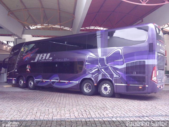 JBL Turismo 5600 na cidade de Joinville, Santa Catarina, Brasil, por Paulinho Sartor. ID da foto: 5546656.