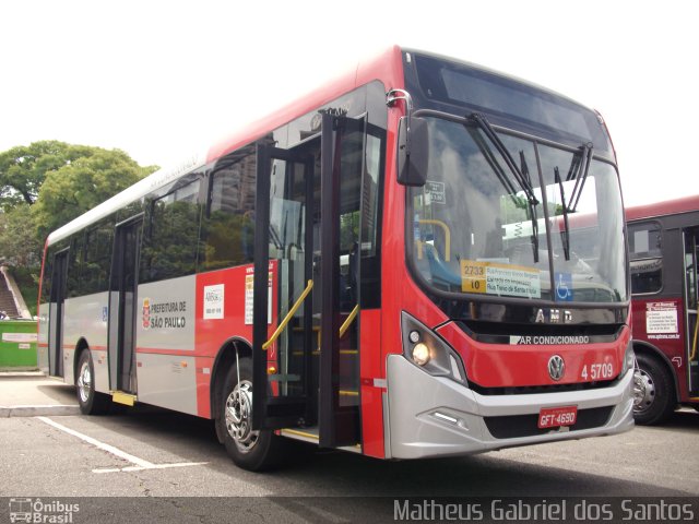 Allibus Transportes 4 5709 na cidade de São Paulo, São Paulo, Brasil, por Matheus Gabriel dos Santos. Número da foto: #5546603.