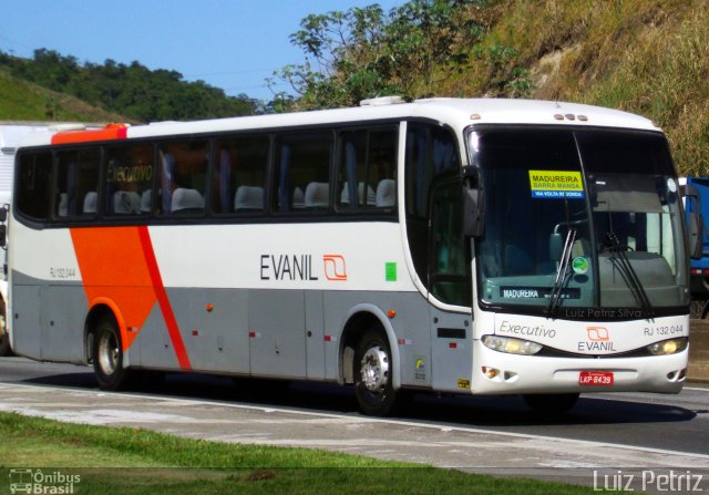 Evanil Transportes e Turismo RJ 132.044 na cidade de Barra Mansa, Rio de Janeiro, Brasil, por Luiz Petriz. Número da foto: #5548441.
