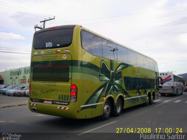 Lisotur Turismo 4400 na cidade de Camboriú, Santa Catarina, Brasil, por Paulinho Sartor. ID da foto: 5553297.