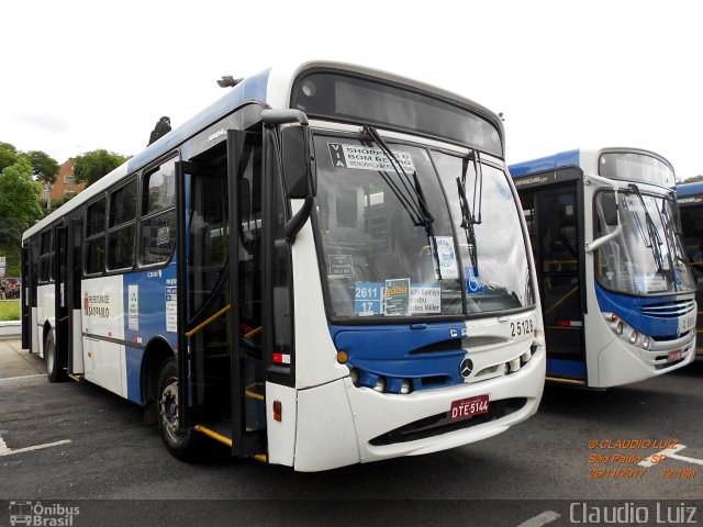 Cooperativa Fênix > Spencer Transporte 2 5128 na cidade de São Paulo, São Paulo, Brasil, por Claudio Luiz. Número da foto: #5552471.