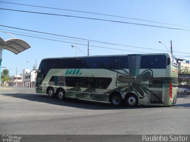 JBL Turismo 5400 na cidade de Balneário Camboriú, Santa Catarina, Brasil, por Paulinho Sartor. ID da foto: 5551970.