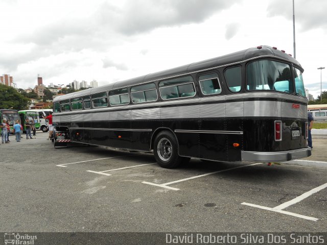 Ônibus Particulares Papa-Fila na cidade de São Paulo, São Paulo, Brasil, por David Roberto Silva Dos Santos. ID da foto: 5556109.