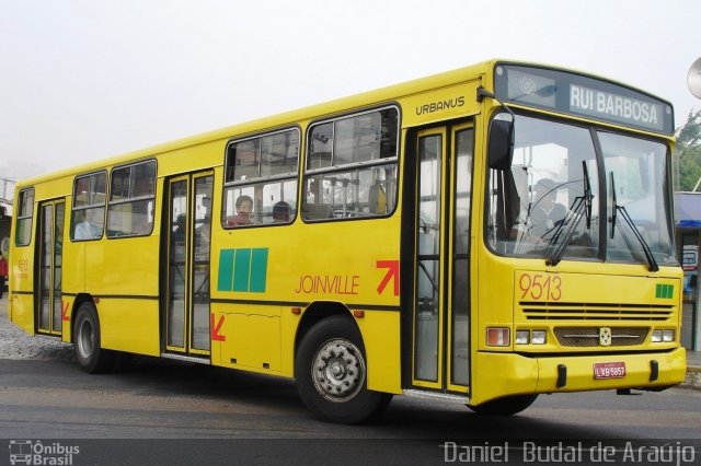 Transtusa - Transporte e Turismo Santo Antônio 9513 na cidade de Joinville, Santa Catarina, Brasil, por Daniel Budal de Araújo. Número da foto: #5561555.