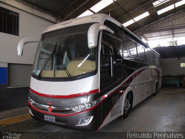Motorhomes 0523 na cidade de Colombo, Paraná, Brasil, por Reinaldo Penha. Número da foto: #4829355.