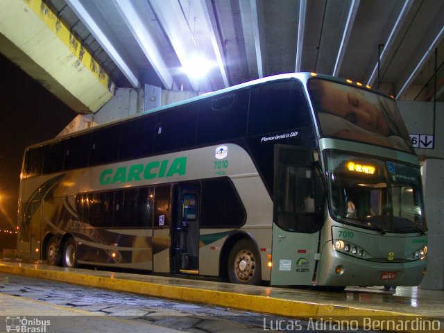 Viação Garcia 7010 na cidade de Araraquara, São Paulo, Brasil, por Lucas Adriano Bernardino. ID da foto: 4831188.