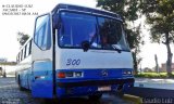 Ônibus Particulares 300 na cidade de Jacareí, São Paulo, Brasil, por Claudio Luiz. Número da foto: #4829537.