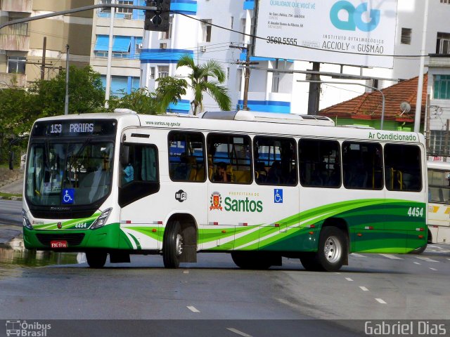 Viação Piracicabana Santos 4454 na cidade de Santos, São Paulo, Brasil, por Gabriel Dias. ID da foto: 4832464.