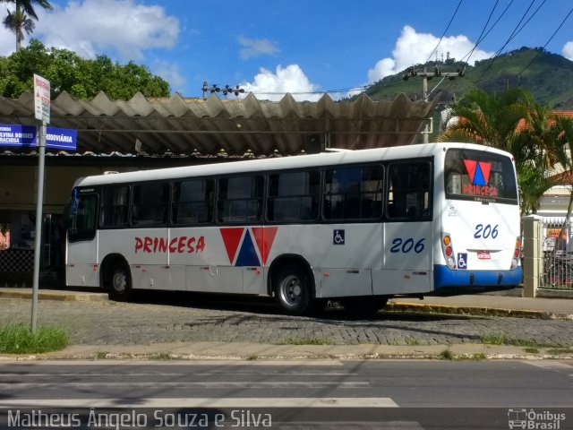 Viação Princesa da Serra 206 na cidade de Valença, Rio de Janeiro, Brasil, por Matheus Ângelo Souza e Silva. Número da foto: #4836371.