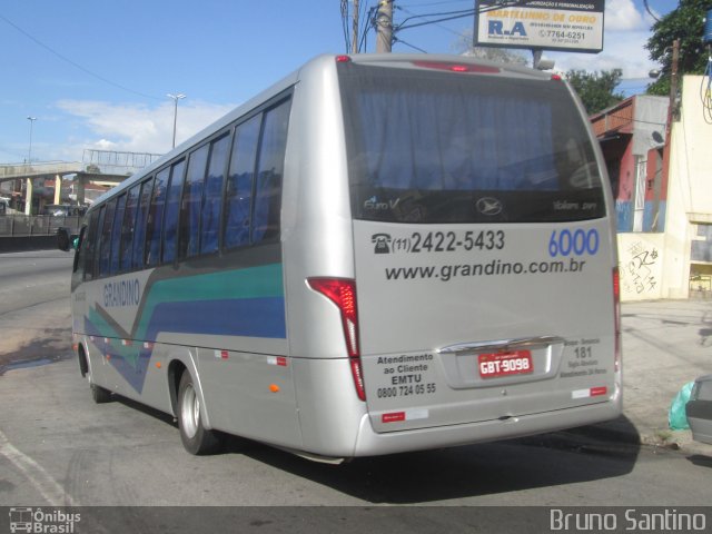 Grandino Transportes 6000 na cidade de Taboão da Serra, São Paulo, Brasil, por Bruno Santino. Número da foto: #4837493.