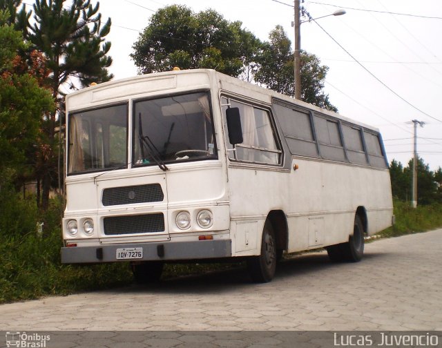 Motorhomes 7276 na cidade de Passo de Torres, Santa Catarina, Brasil, por Lucas Juvencio. ID da foto: 4837470.