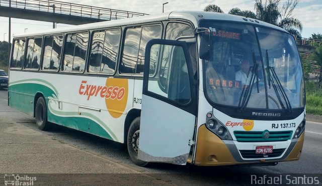 Expresso Mangaratiba RJ 137.173 na cidade de Rio de Janeiro, Rio de Janeiro, Brasil, por Rafael Leonel Jacinto dos Santos. Número da foto: #4839020.