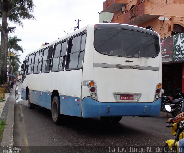 Ônibus Particulares 3795 na cidade de Bragança, Pará, Brasil, por Carlos Jorge N.  de Castro. Número da foto: #4848795.
