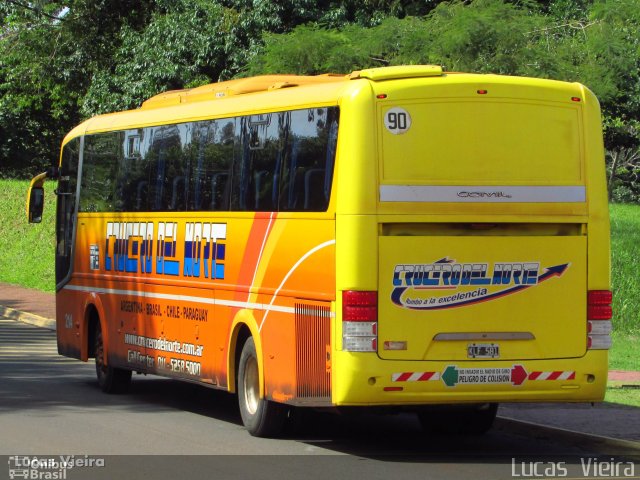 Crucero del Norte 214 na cidade de Foz do Iguaçu, Paraná, Brasil, por Lucas Vieira. ID da foto: 4849512.