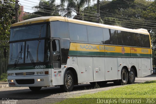 Nacional Expresso 66306 na cidade de São Paulo, São Paulo, Brasil, por Douglas Paternezi. Número da foto: #4809998.