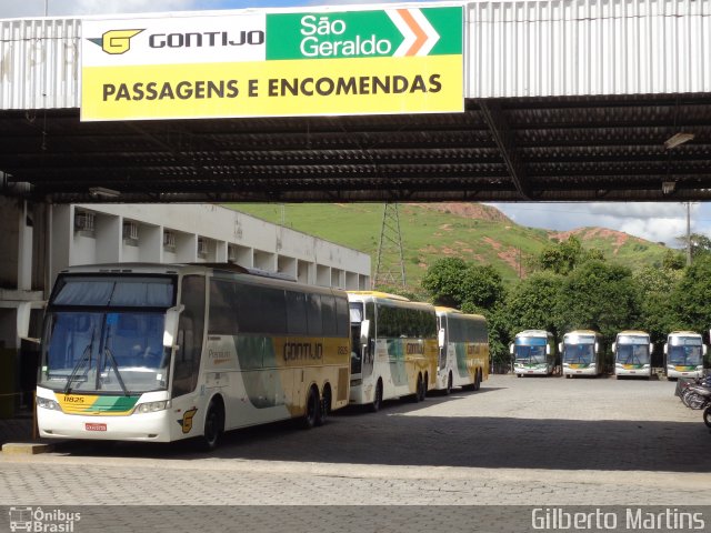 Empresa Gontijo de Transportes 11825 na cidade de Governador Valadares, Minas Gerais, Brasil, por Gilberto Martins. ID da foto: 4854051.