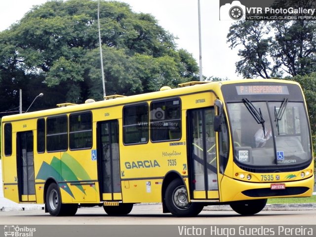 Viação Garcia 7535 na cidade de Maringá, Paraná, Brasil, por Victor Hugo Guedes Pereira. ID da foto: 4861452.