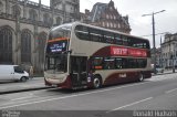 Lothian Buses 215 na cidade de Edinburgh, Edinburgh, Escócia, por Donald Hudson. ID da foto: :id.