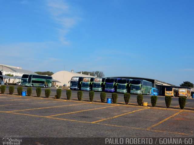 Viação Garcia FROTA na cidade de Londrina, Paraná, Brasil, por Paulo Roberto de Morais Amorim. ID da foto: 4865878.