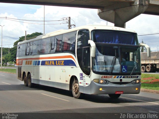 Alfa Luz Viação Transportes 4100 na cidade de Guará, Distrito Federal, Brasil, por Zé Ricardo Reis. Número da foto: #4872349.